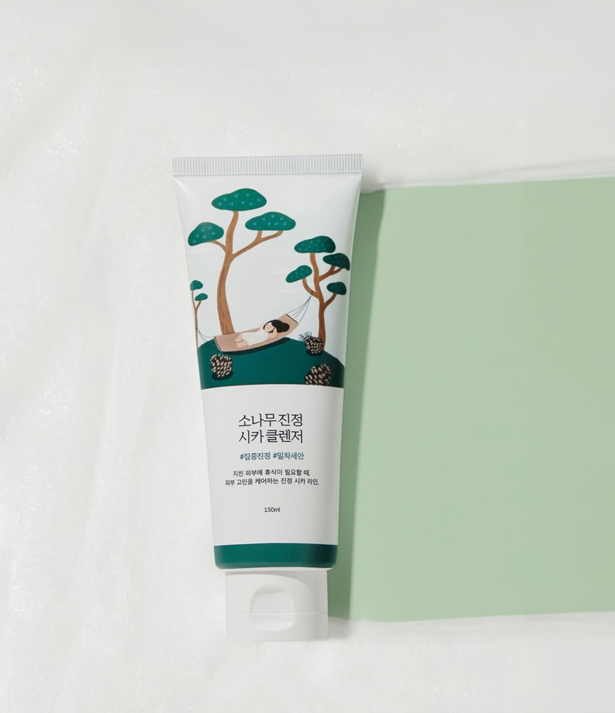 Round Lab Pine Calming Cica Cleanser